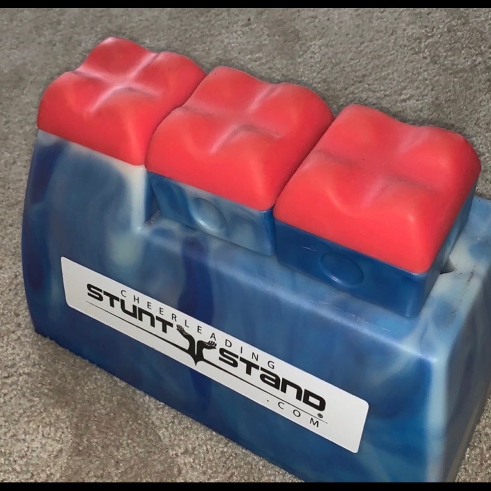Stunt Stand